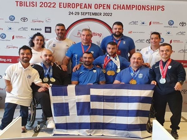Δεκαεπτά μετάλλια κατέκτησε η Ελλάδα στο Ανοιχτό Πανευρωπαϊκό πρωτάθλημα άρσης βαρών σε πάγκο