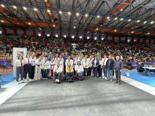 Πανελλήνιο Πρωτάθλημα Παρά Πούμσε 2026: Aυλαία με επιτυχία στο κατάμεστο κλειστό στην Παιανία
