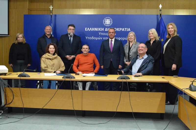 Υπογραφή Μνημονίου με το υπουργείο Υποδομών και Μεταφορών (pics)
